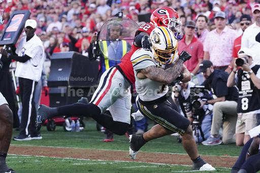 No. 14 Tennessee heads to No. 16 Missouri for first meeting with both